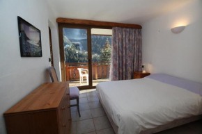 Apartment Ecureuil 200m2, 6 bedrooms - Living room with fireplace Champagny-En-Vanoise